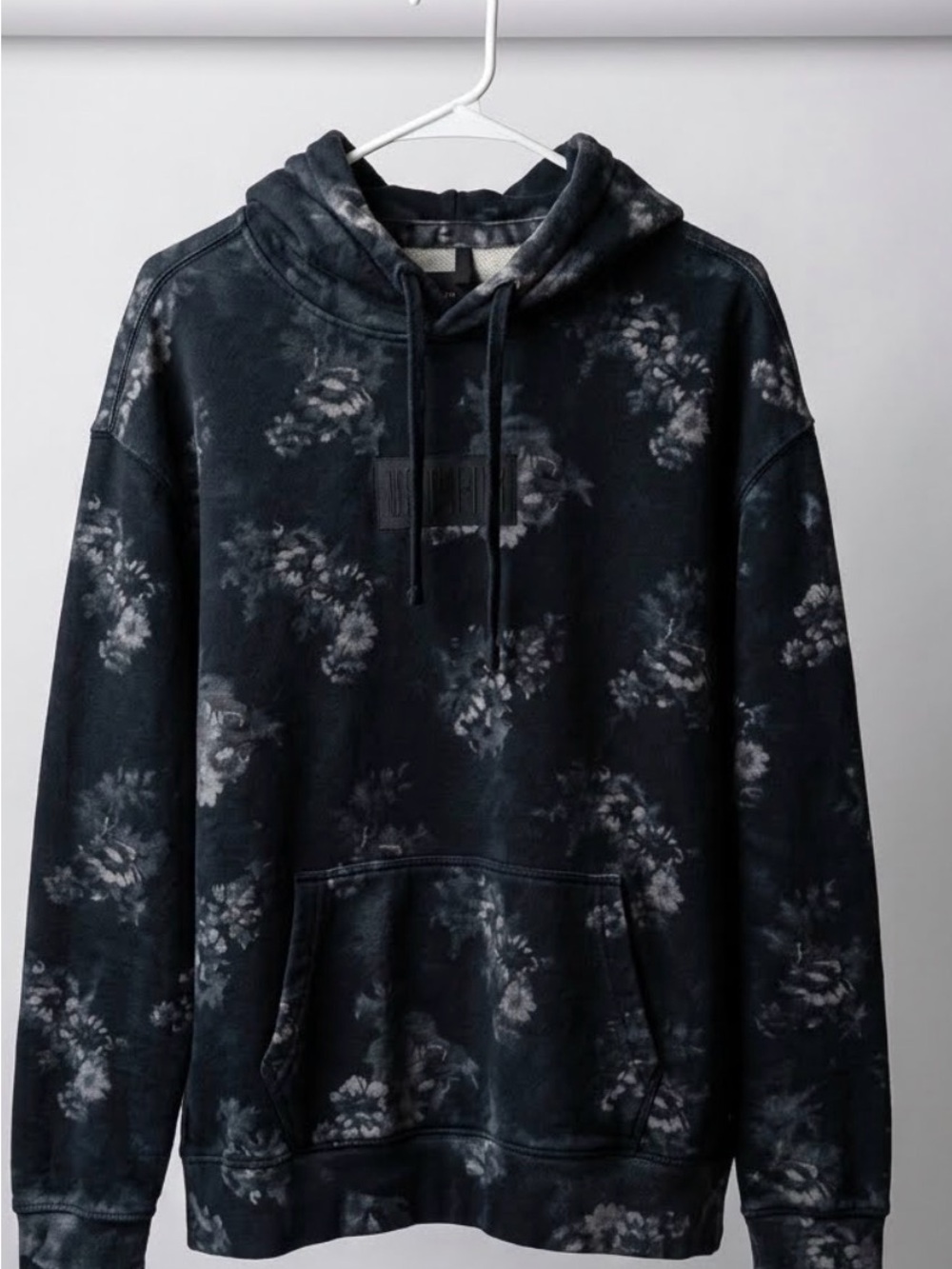 Hollister Black Floral Tie-Dye Pullover Hoodie